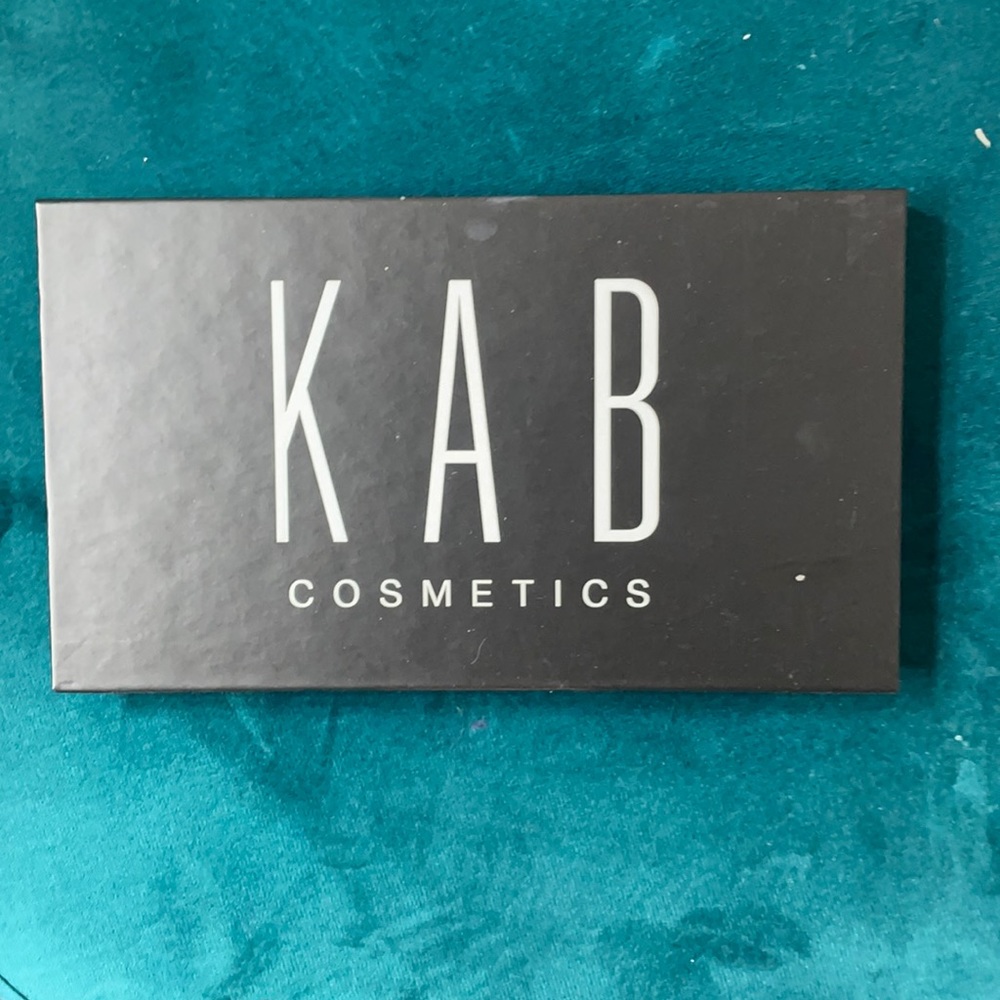 KAB cosmetics palette